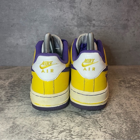 Nike Air Fore 1 'Kobe Bryant' RARE Lakers Sneakers womens sz 6 - Picture 3 of 11